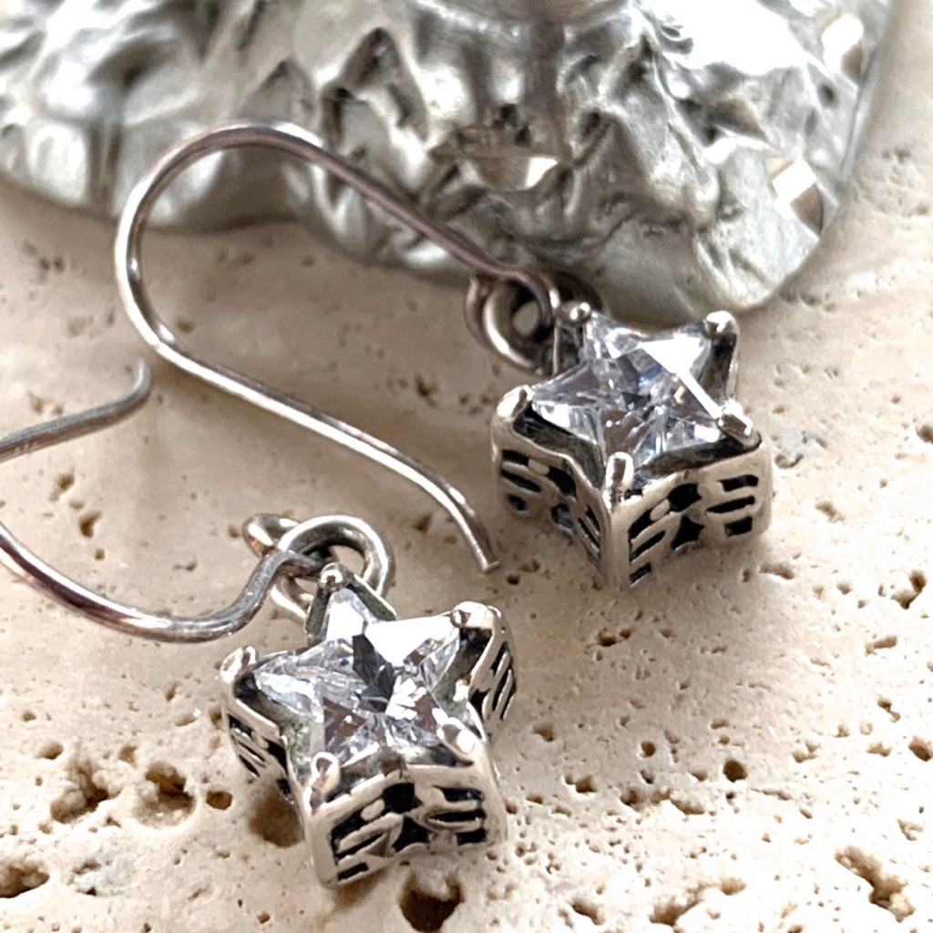 Silpada Vintage Rare .925 Sterling Silver Cz Star Earrings
